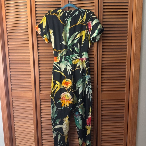 Zara Tropical RARE Jumpsuit Size M Satin Effect - Picture 5 of 9